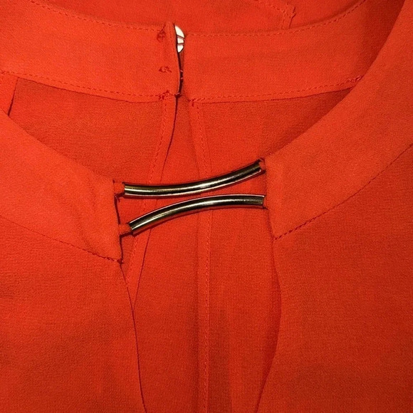 Charming Charlie Beautiful Sleeveless Blouse - Picture 5 of 7